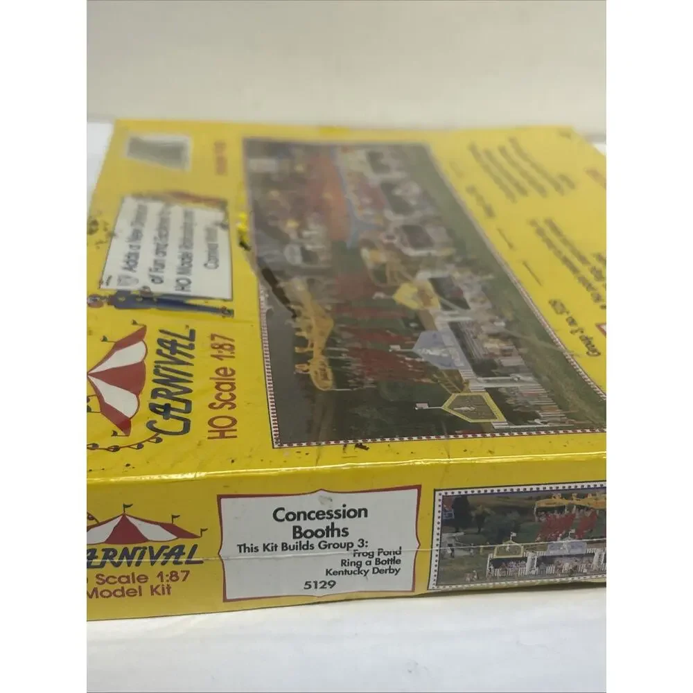 IHC 5129 HO Concession Booth Frog Pond/Ring a Bottle/Kentucky Derby Group 3 Kit